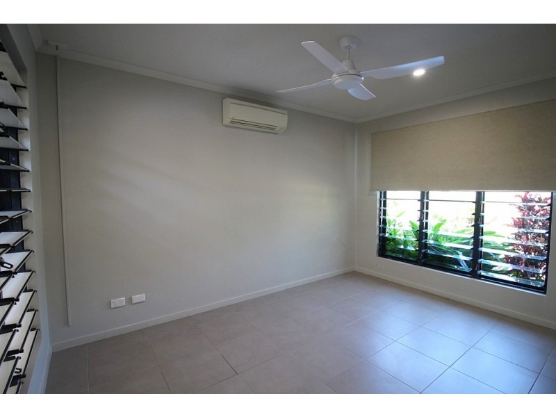 2/34 Mariner Drive, South Mission Beach QLD 4852