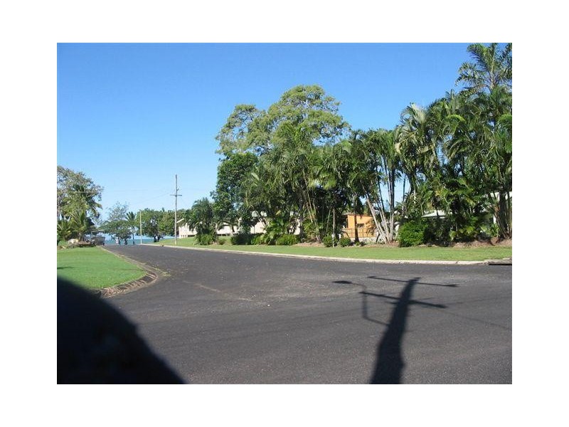 28 Seafarer Street, South Mission Beach QLD 4852