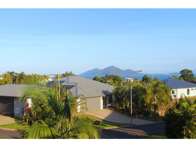 64/6 Purtaboi Close, Mission Beach QLD 4852