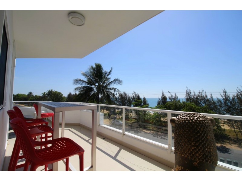 13/69 Banfield Parade, Wongaling Beach QLD 4852