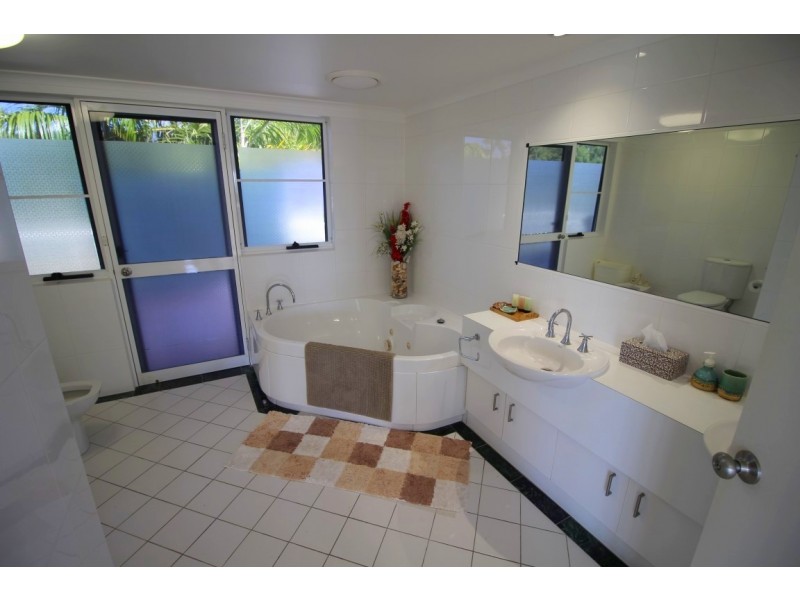 13/69 Banfield Parade, Wongaling Beach QLD 4852