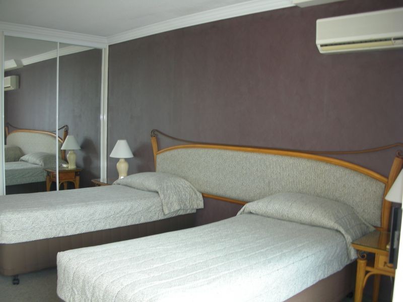 903/9 Beach Parade, Surfers Paradise QLD 4217