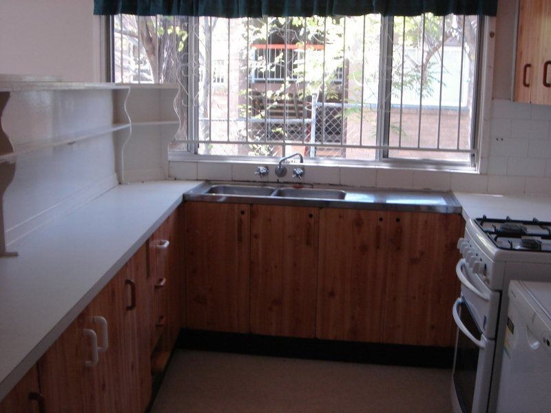 9 Stanley Tce, Taringa QLD 4068