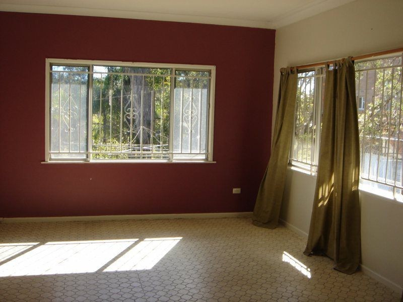 9 Stanley Tce, Taringa QLD 4068