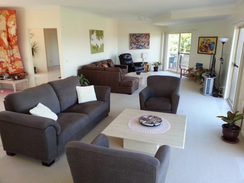 8 Kaydee Court, Miami QLD 4220