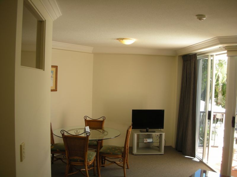 212/9 Beach Parade, Surfers Paradise QLD 4217