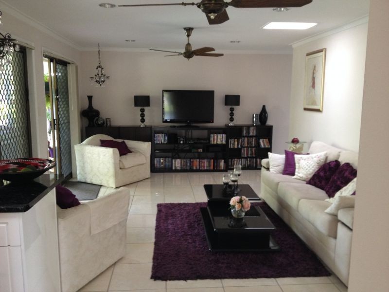 7 Mardella Court, Mermaid Waters QLD 4218