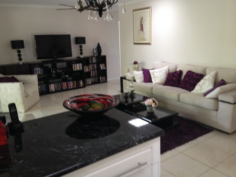 7 Mardella Court, Mermaid Waters QLD 4218