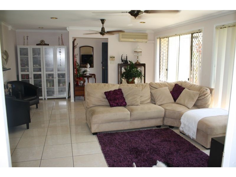 7 Mardella Court, Mermaid Waters QLD 4218