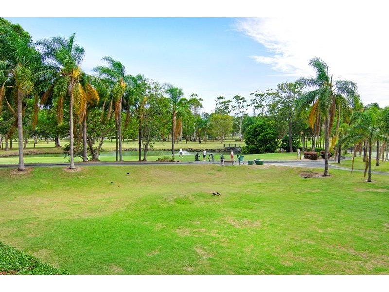 Clear Island Waters QLD 4226