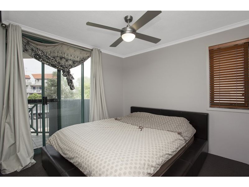 3/33 Australia Ave, Broadbeach QLD 4218