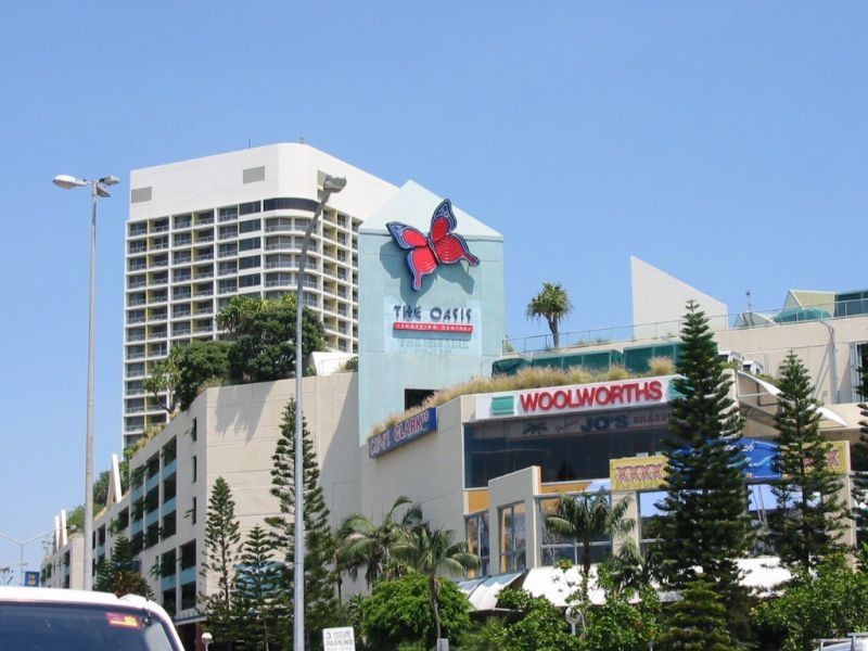 2/16 Rosewood Avenue, Broadbeach QLD 4218