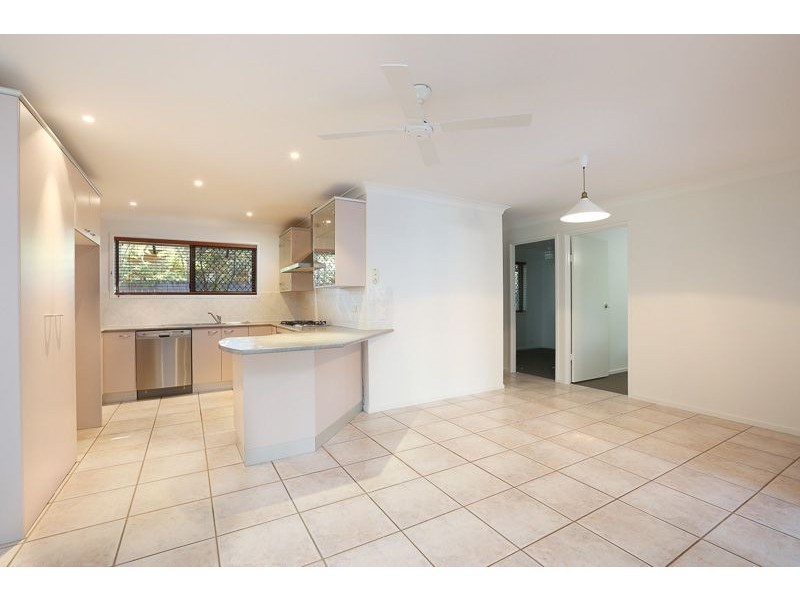 48 Paluna St, Riverhills QLD 4074