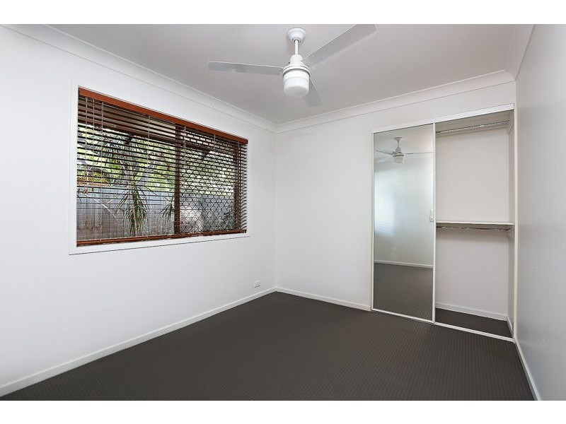 48 Paluna St, Riverhills QLD 4074