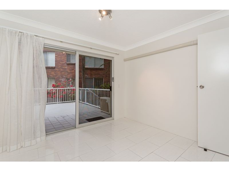 4/5 Australia Avenue, Broadbeach QLD 4218