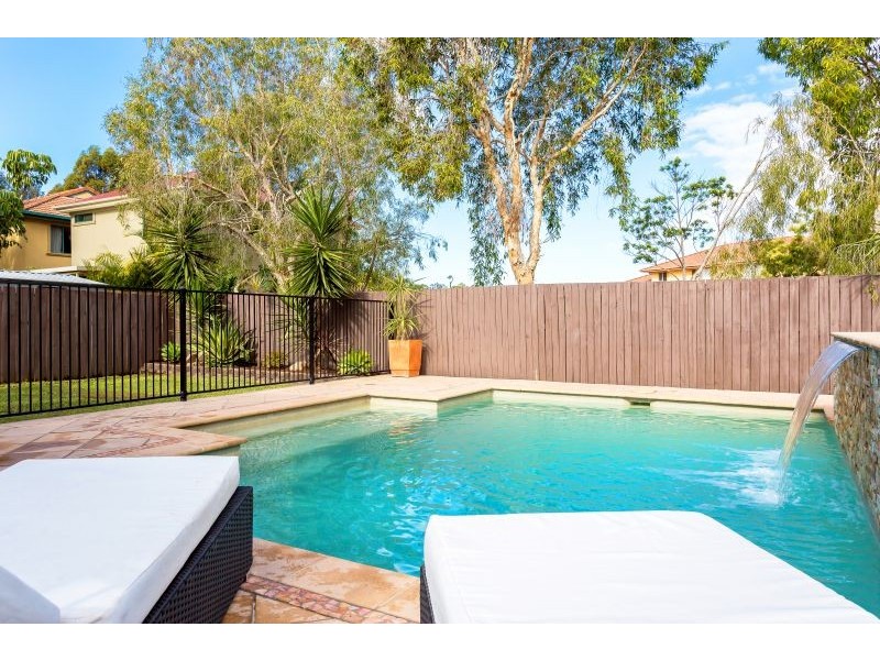 5 Serafina Drive, Helensvale QLD 4212