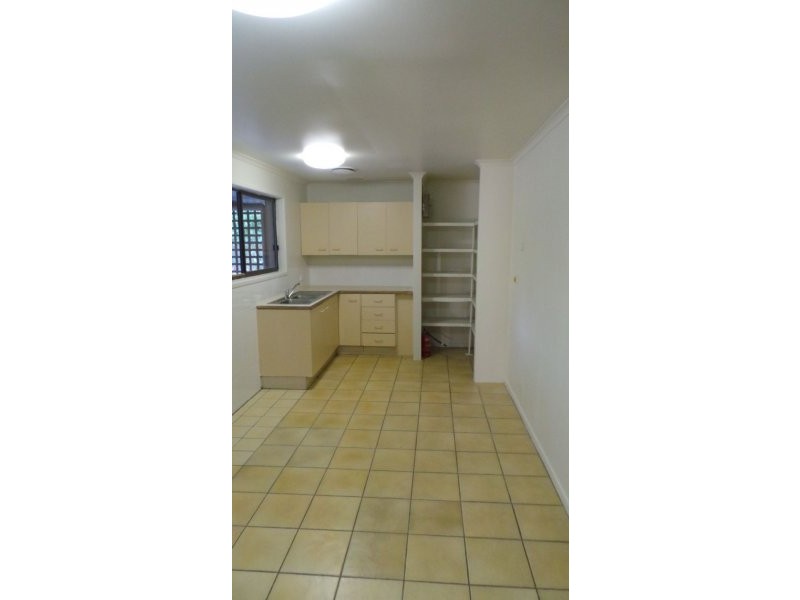 53 Bundall Road, Bundall QLD 4217