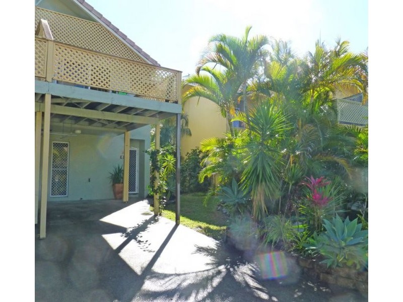 6/215 Cottesloe Drive, Mermaid Waters QLD 4218