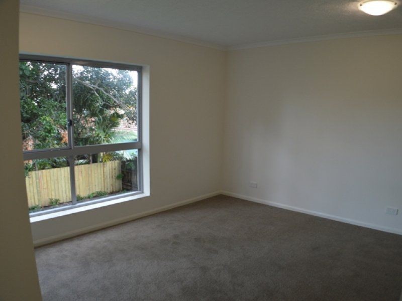 4 77 Brighton Street, Biggera Waters QLD 4216
