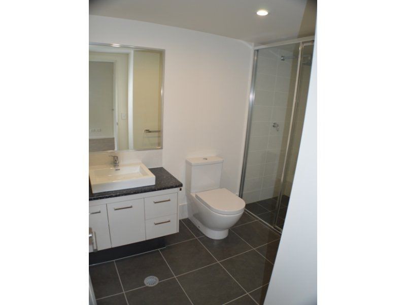 4 77 Brighton Street, Biggera Waters QLD 4216