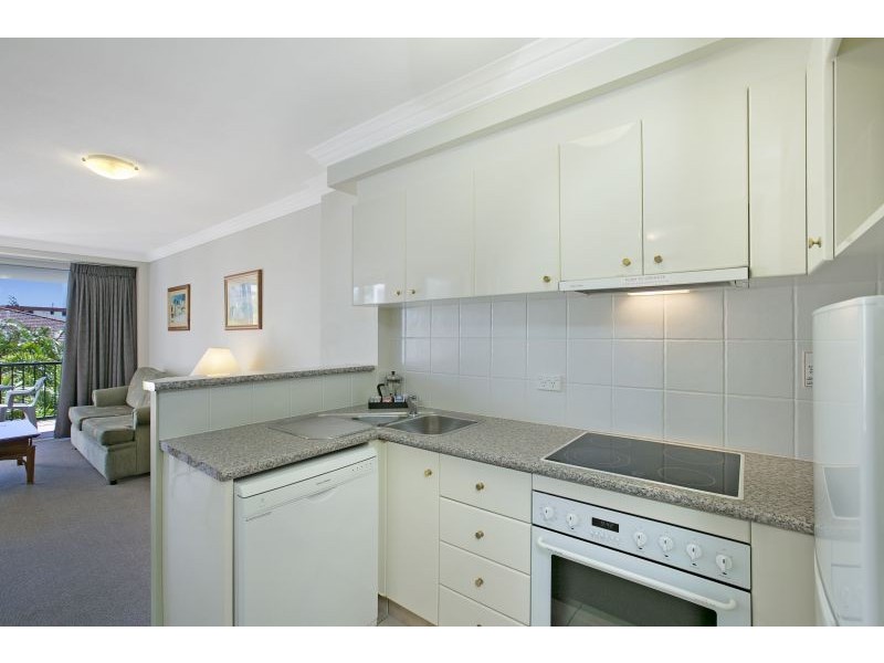 208/9 Beach Parade, Surfers Paradise QLD 4217