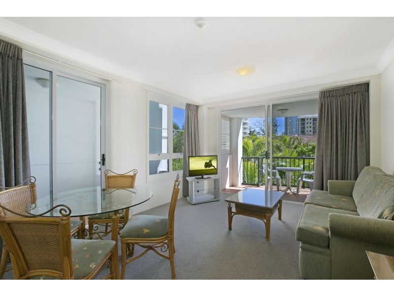 208/9 Beach Parade, Surfers Paradise QLD 4217