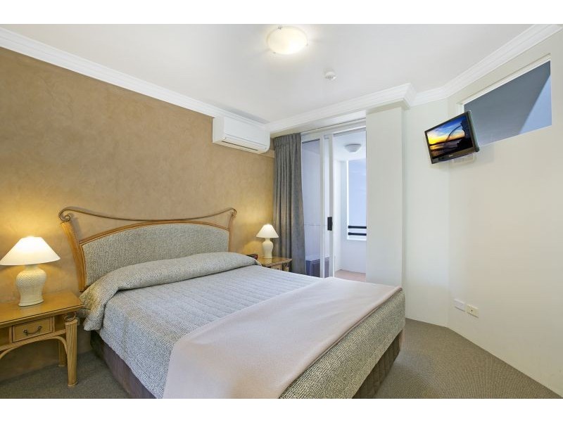 208/9 Beach Parade, Surfers Paradise QLD 4217