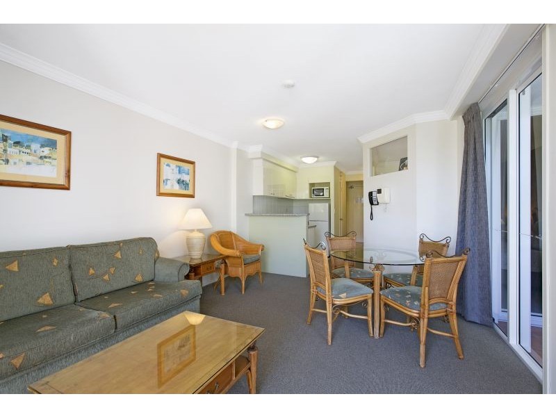 208/9 Beach Parade, Surfers Paradise QLD 4217