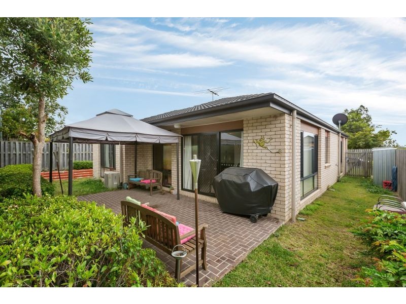 24 Mapelton Ccrt, Parkinson QLD 4115