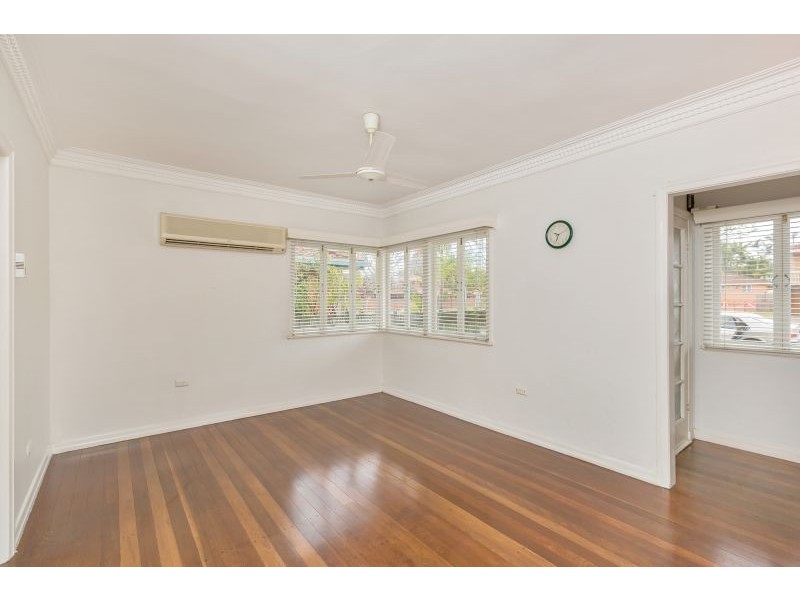 53 Fairbank St, Sunnybank QLD 4109