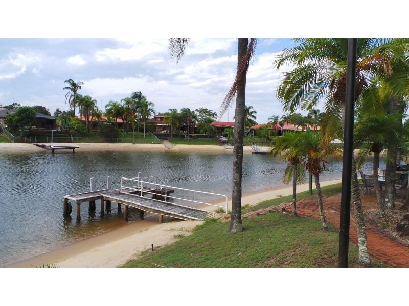 5/20 Dunlop Court, Mermaid Waters QLD 4218