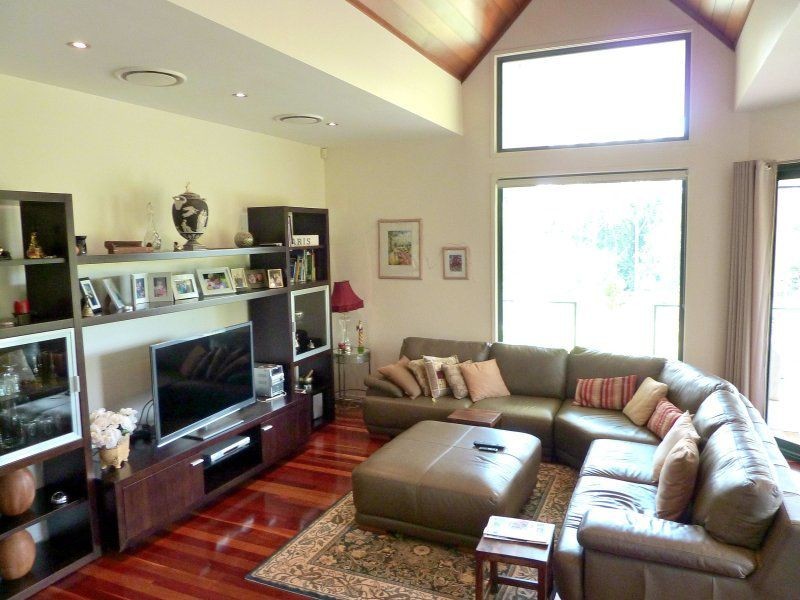 38 Knoll Road, Tamborine Mountain QLD 4272