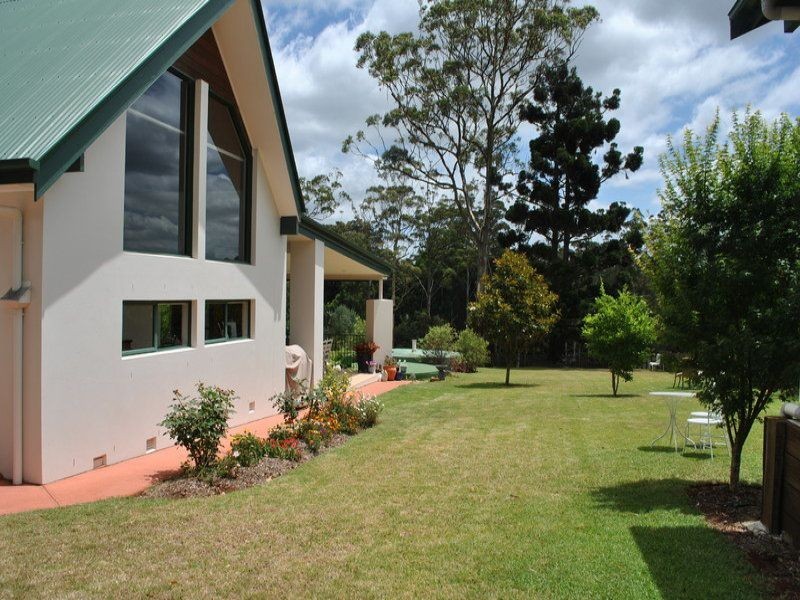 38 Knoll Road, Tamborine Mountain QLD 4272