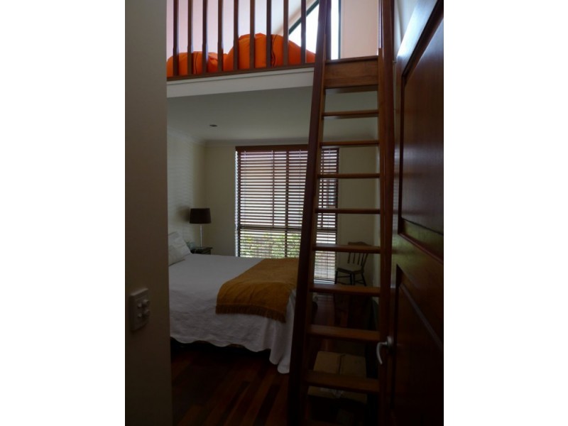 38 Knoll Road, Tamborine Mountain QLD 4272