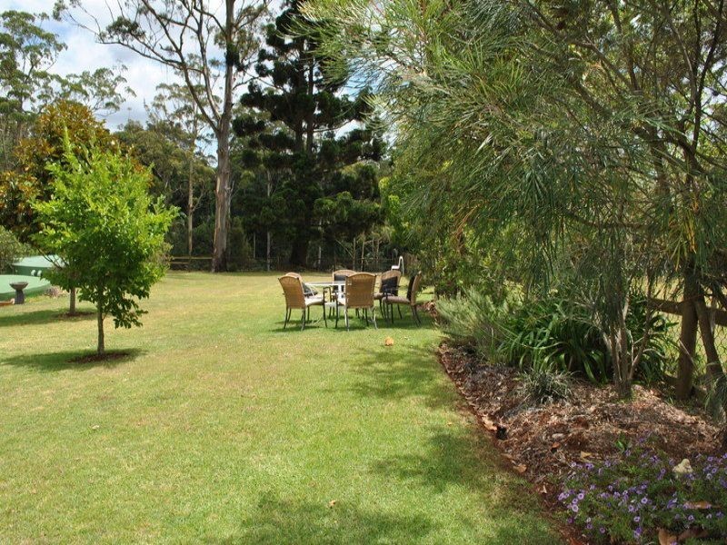38 Knoll Road, Tamborine Mountain QLD 4272
