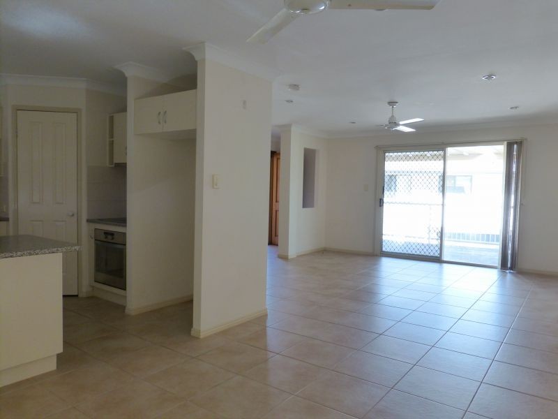 14 Banbury Cl, Bundamba QLD 4304
