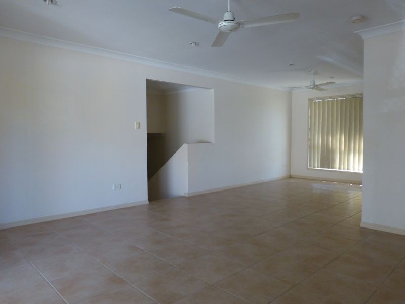 14 Banbury Cl, Bundamba QLD 4304