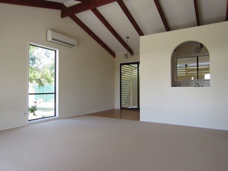 50 Phyllis St, Eastern Heights QLD 4305