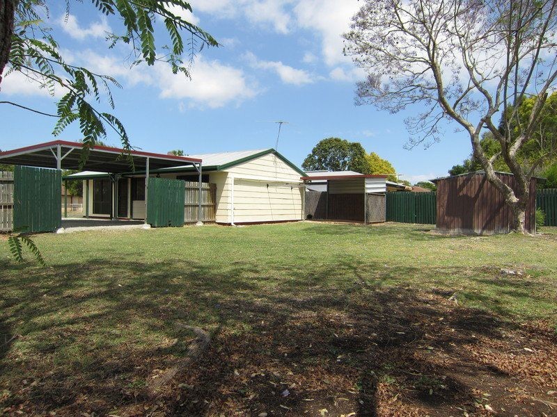 50 Phyllis St, Eastern Heights QLD 4305