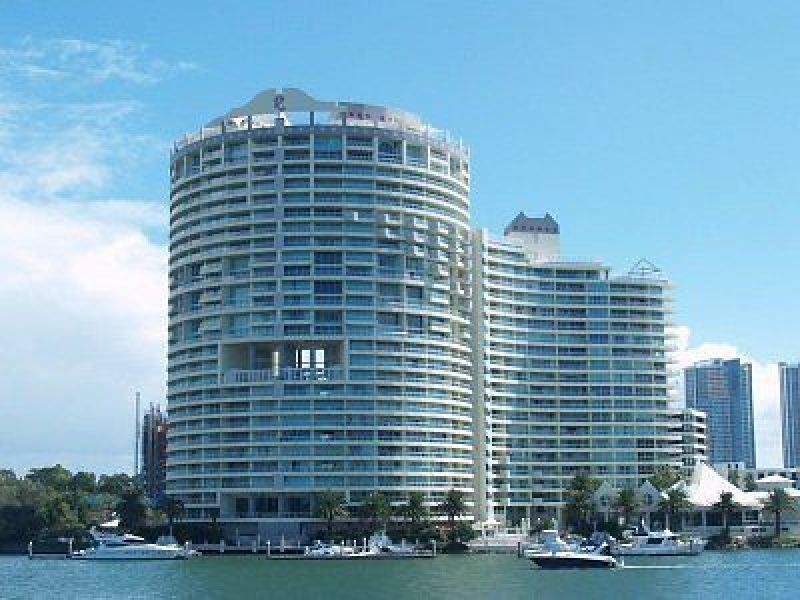 c4-2/75 brighton parade, Southport QLD 4215