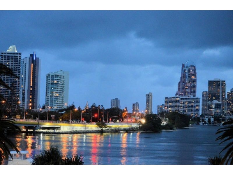 c4-2/75 brighton parade, Southport QLD 4215