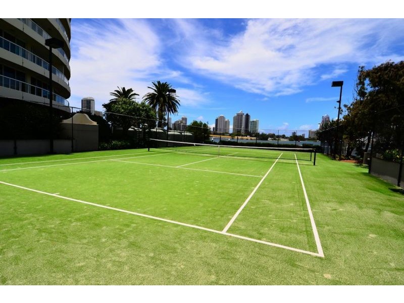 c4-2/75 brighton parade, Southport QLD 4215