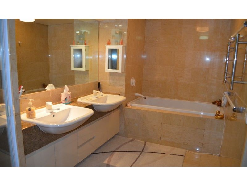 c4-2/75 brighton parade, Southport QLD 4215