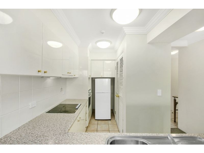 508/9 Beach Parade, Surfers Paradise QLD 4217