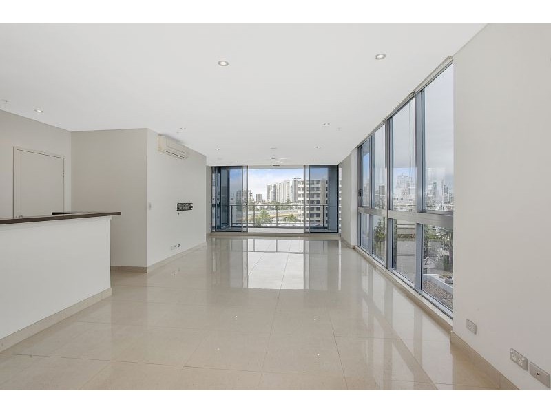 801/4 Como Crescent “Sundale Precinct A2 Marina”, Southport QLD 4215