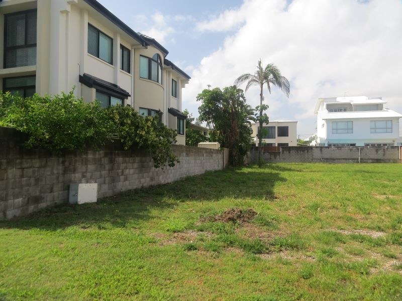 6 William Street, Mermaid Beach QLD 4218