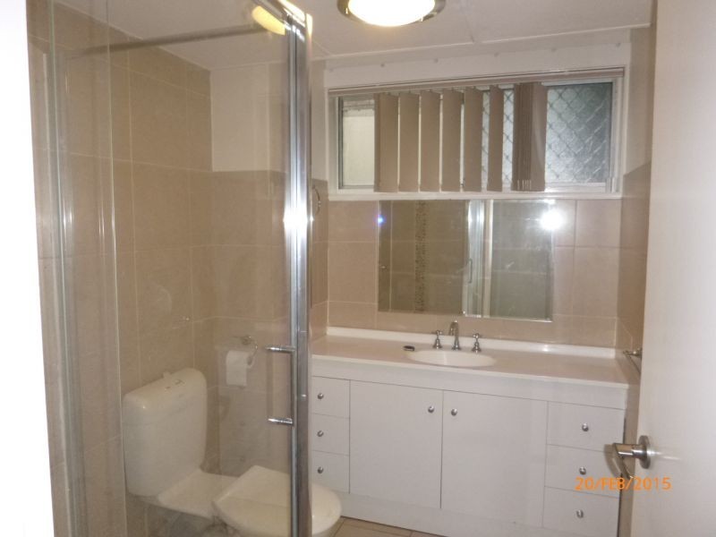 2/124 Surf Parade, Broadbeach QLD 4218