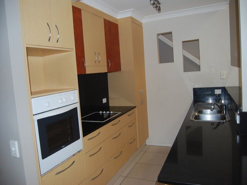 10/154 Currumbin Creek Road, Currumbin Waters QLD 4223