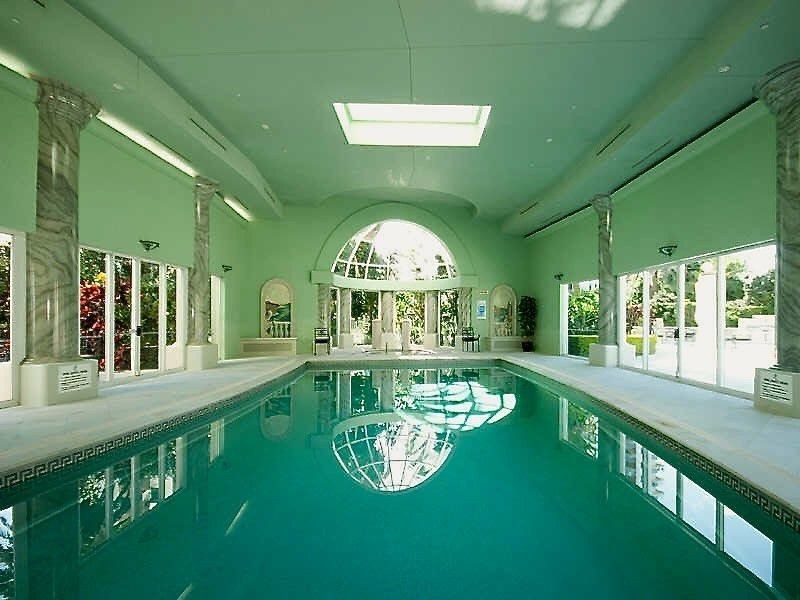 75 Brighton Parade, Southport QLD 4215