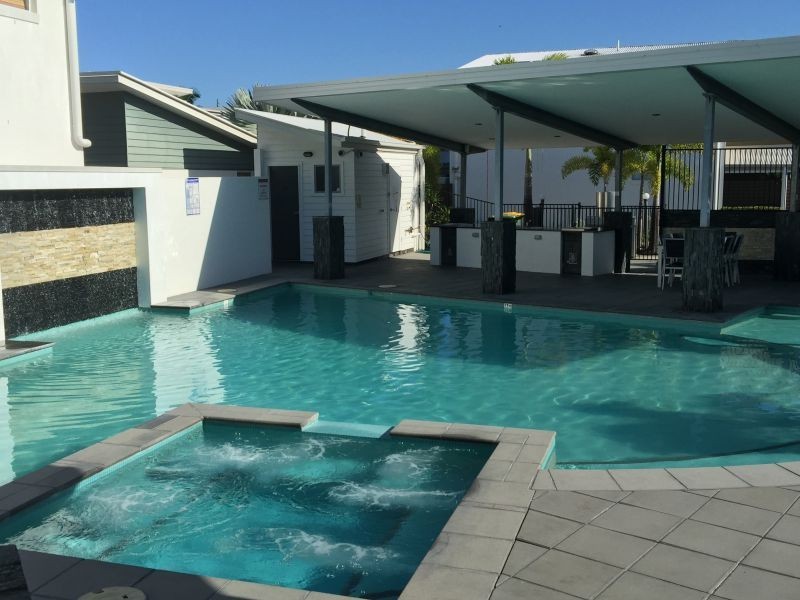 73 Venice Str, Burleigh Waters QLD 4220